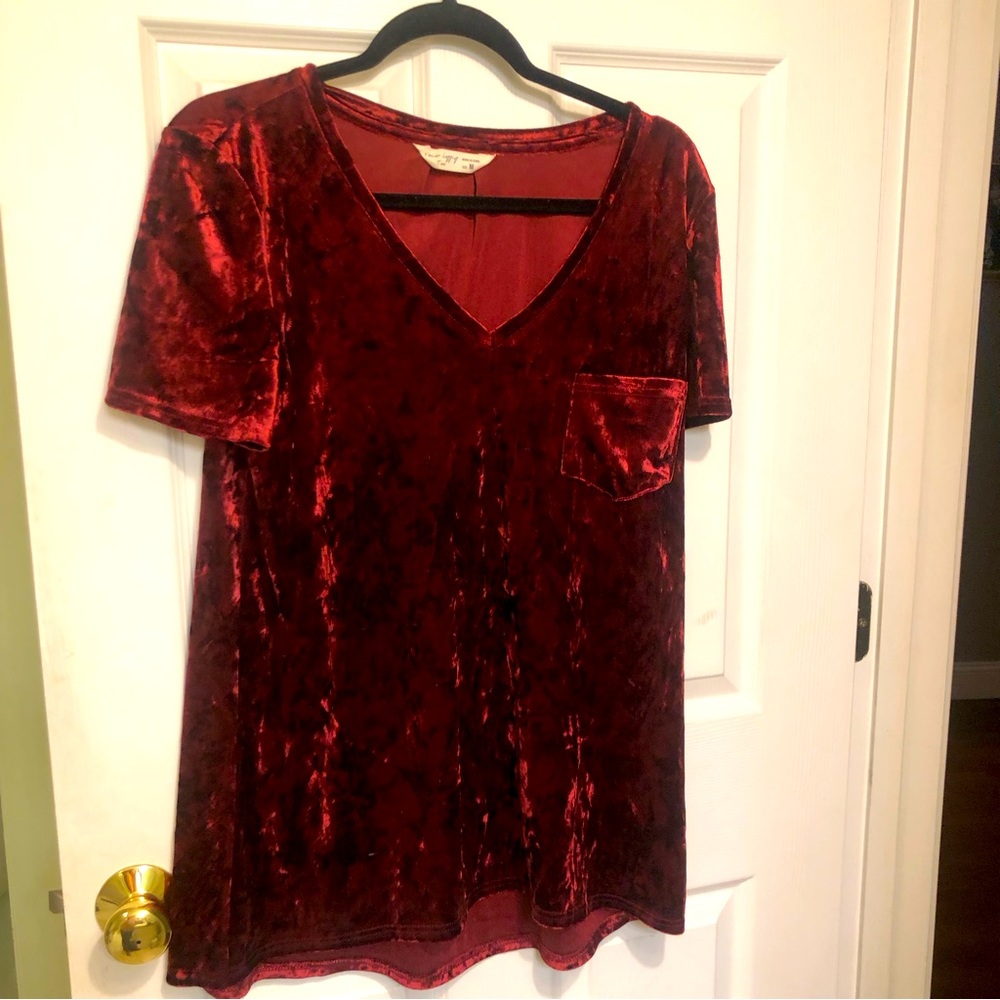 Like new Crushed Velvet Legging Tee Medium Red